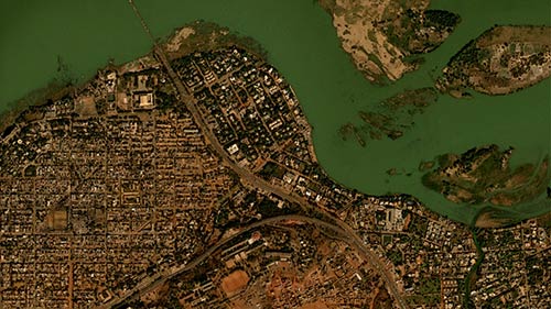 Identifying water pollution using satellite imagery