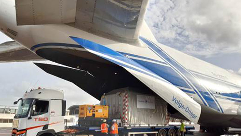 	Each satellite will add half a million km² per day at 30cm native resolution.