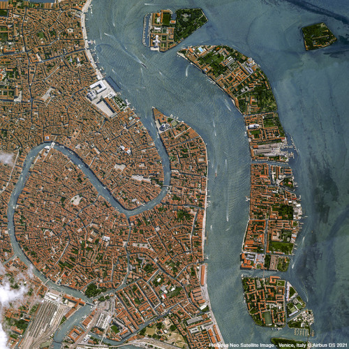 Pléiades Neo satellite image  - Venice, Italy - 30cm resolution