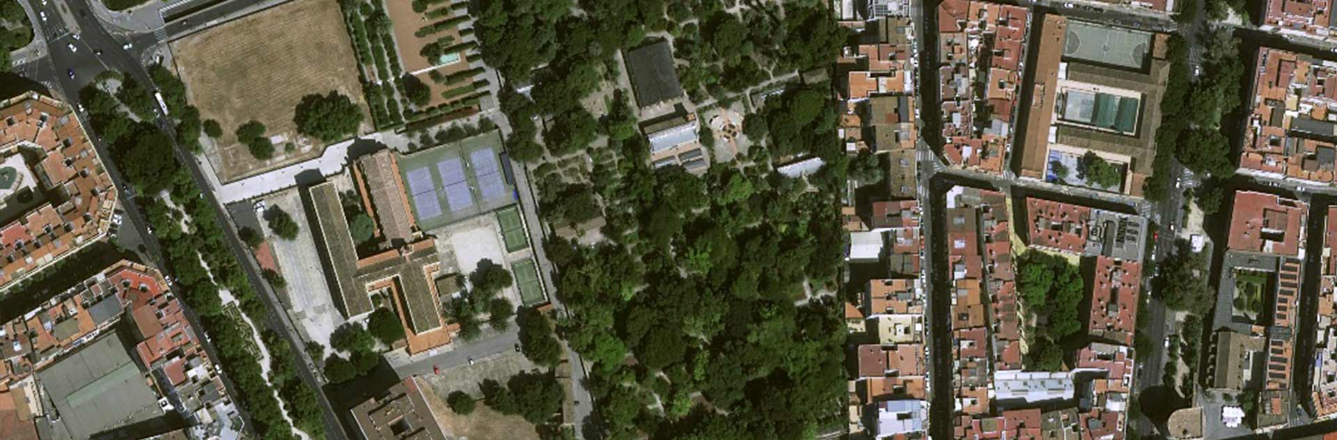 Pléiades Neo image staellite - Botanical Garden of Valencia, Spain - 30cm resolution