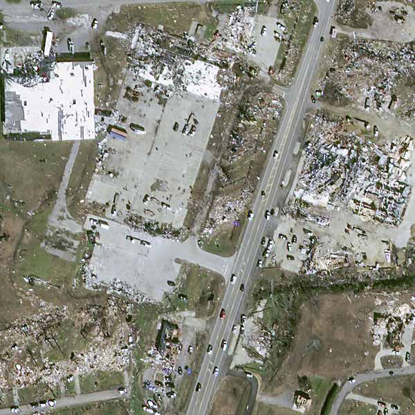 30cm resolution Pléiades Neo satellite captured storm aftermath in the city of Rolling Fork, Mississippi, United States.