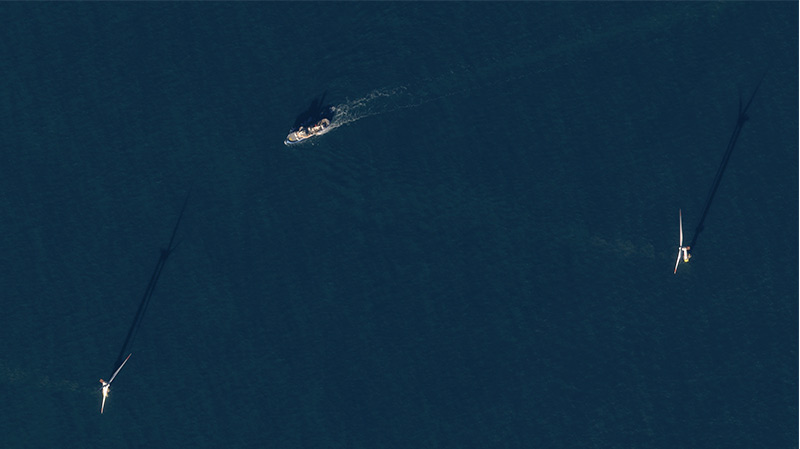 The first French Wind Farm off Saint-Nazaire, observed by Pléiades Neo